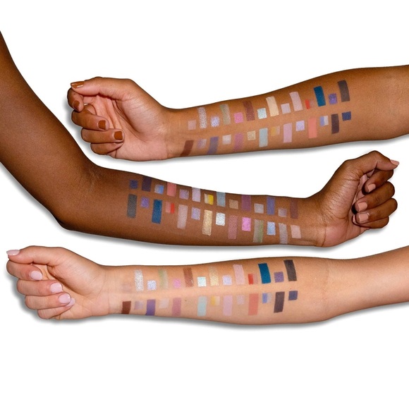 new Pacifica Stellar Gaze eye shadow palette mineral eye shadows Beauty book - Picture 7 of 11